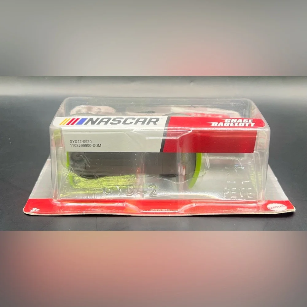 Disney Pixar, Cars - Chase Racelott, Nascar, Metal Car- New in package‎